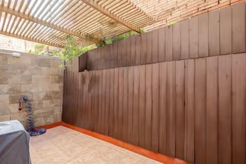 Apartamento En Planta Baja Cerca De La Playa En バダロナ エクステリア 写真