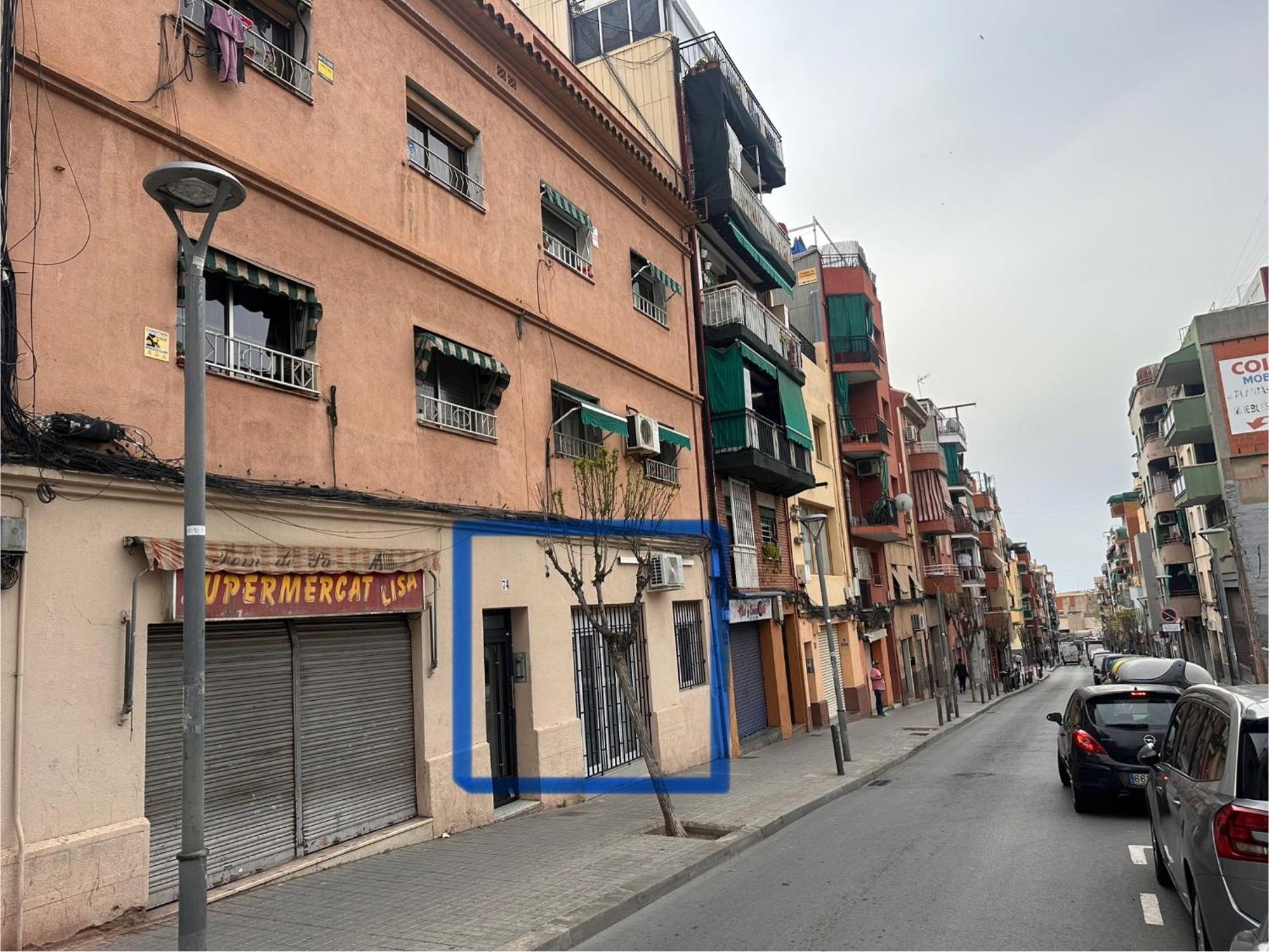 Apartamento En Planta Baja Cerca De La Playa En バダロナ エクステリア 写真